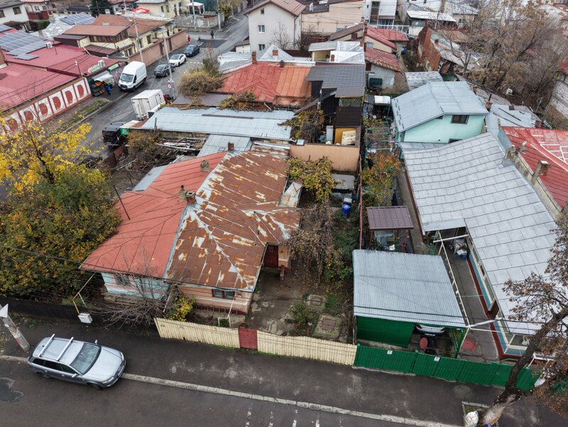 Andronache, Sector 2, casa pe un singur nivel cu teren 195 mp.