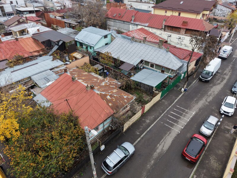 Andronache, Sector 2, casa pe un singur nivel cu teren 195 mp.